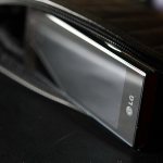 LG BL40 New Chocolate - новый сенсорный телефон.