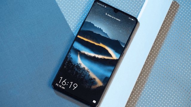 Обзор Huawei Mate 20 X: нужно немного привыкнуть